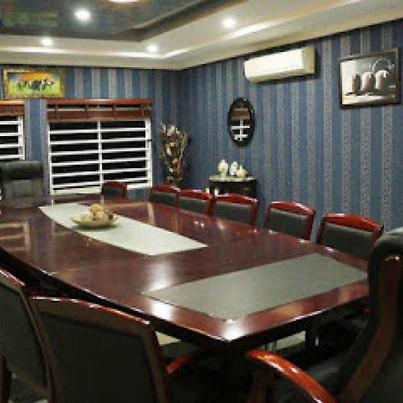 Room In Lodge - All Seasons Hotel-Owerri Exterior foto