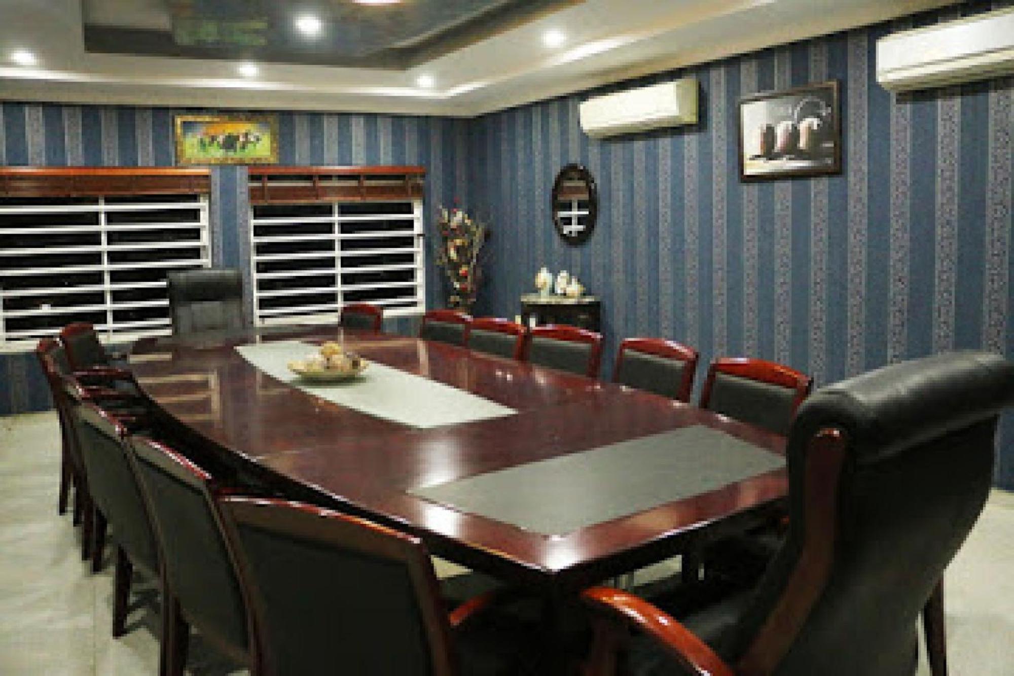 Room In Lodge - All Seasons Hotel-Owerri Exterior foto